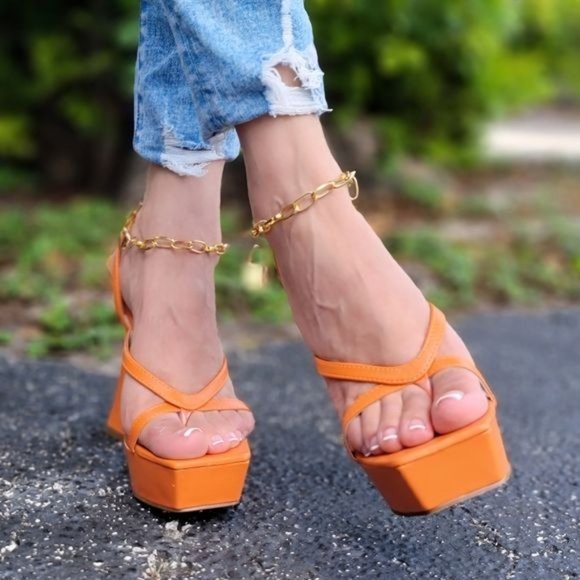 Women's  Platform High Heels Orange Color - Picture 4 of 5